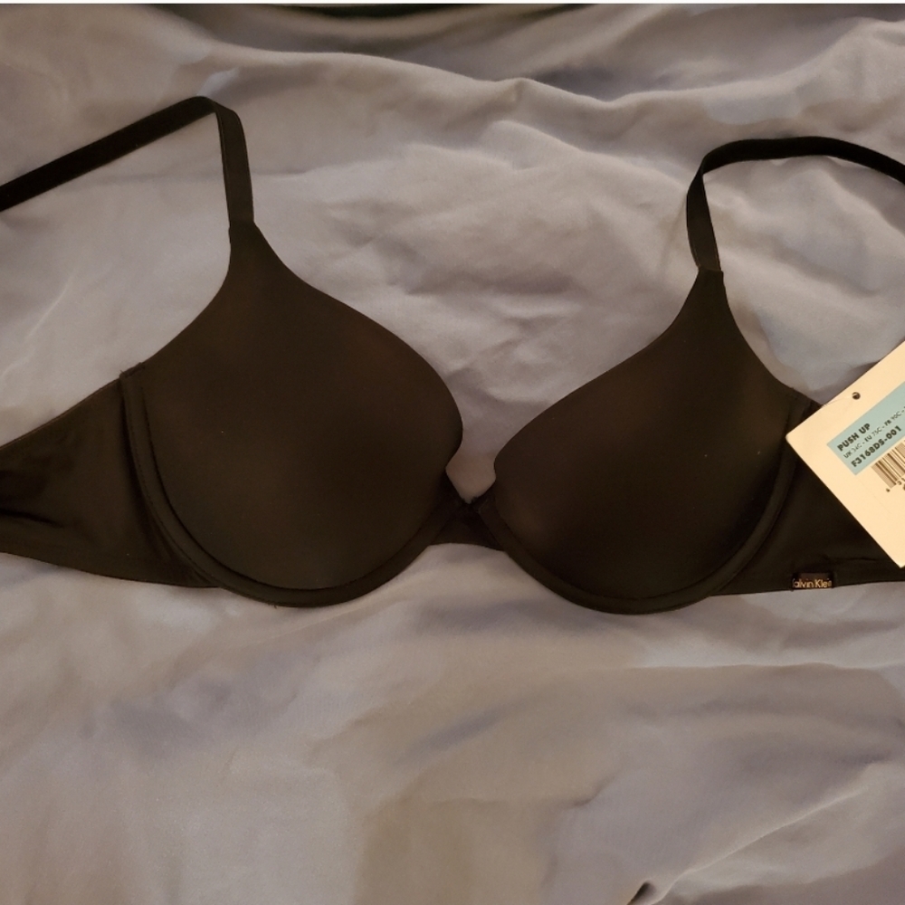 Calvin Klein Black 34C push up bra